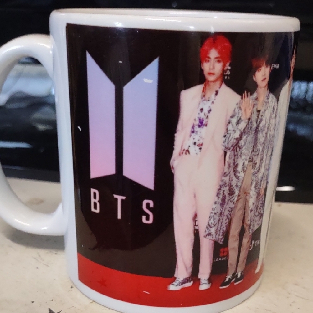 BTS Logo Mug with Band Members